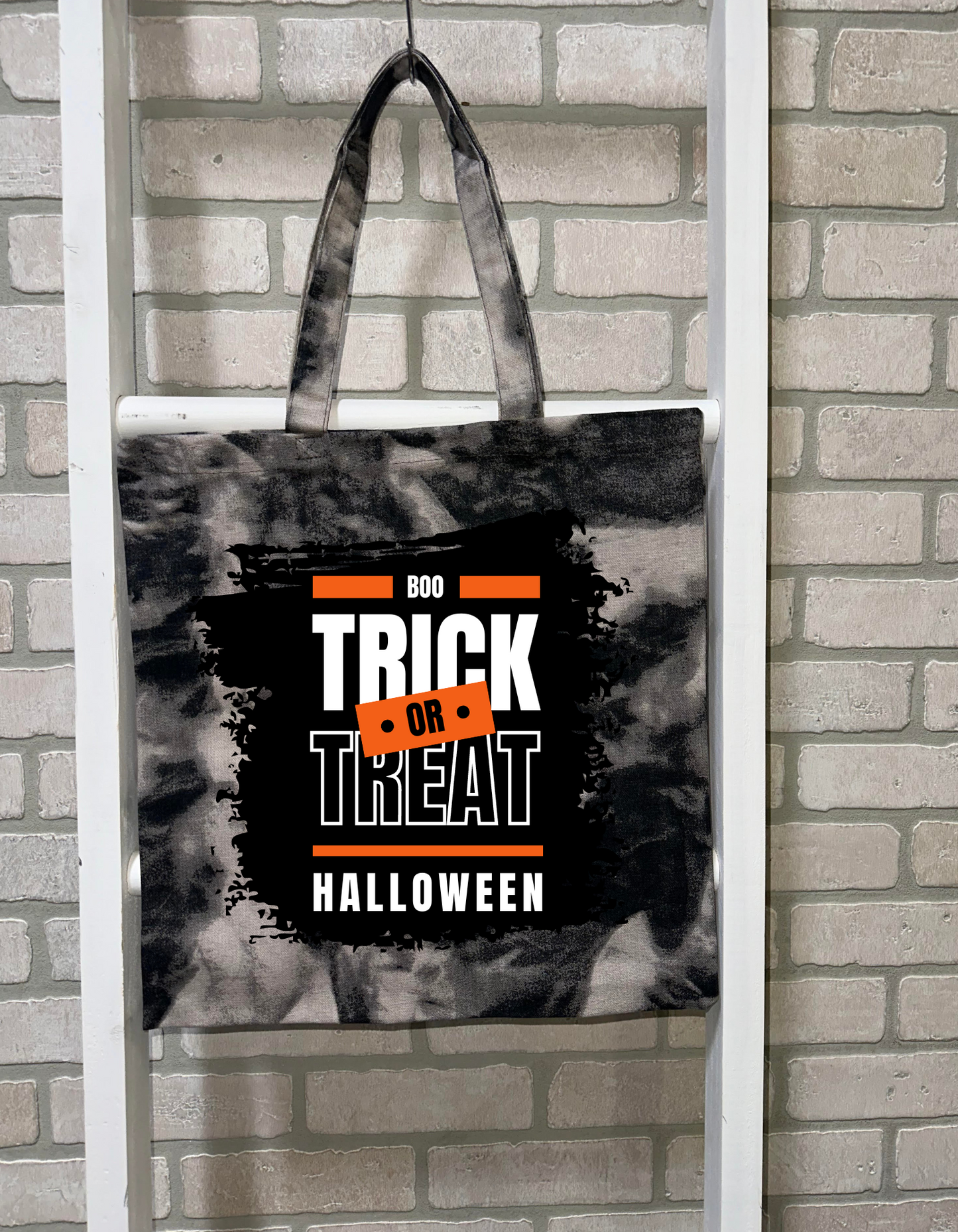 Boo trick or treat